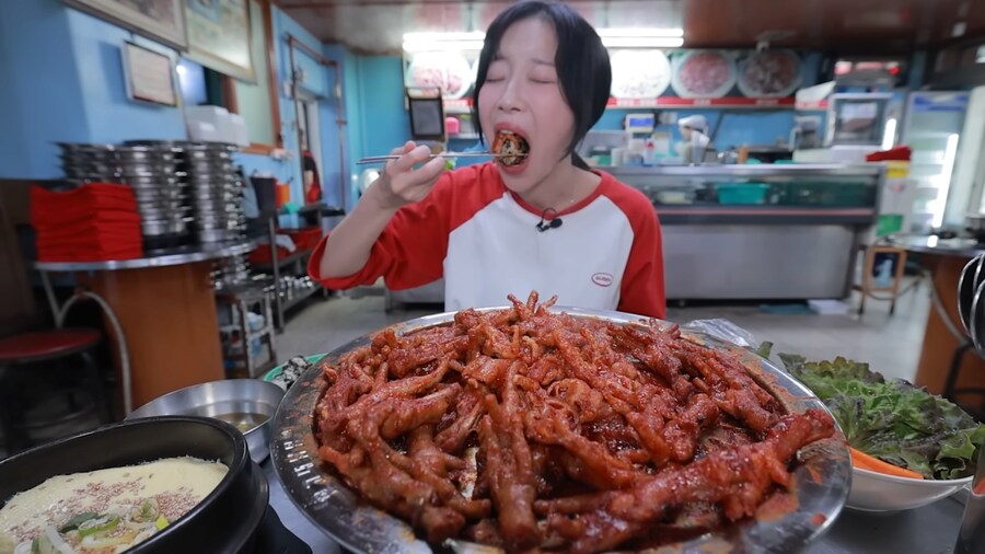 쯔양이 닭발을 잘 안먹는 이유_15.png