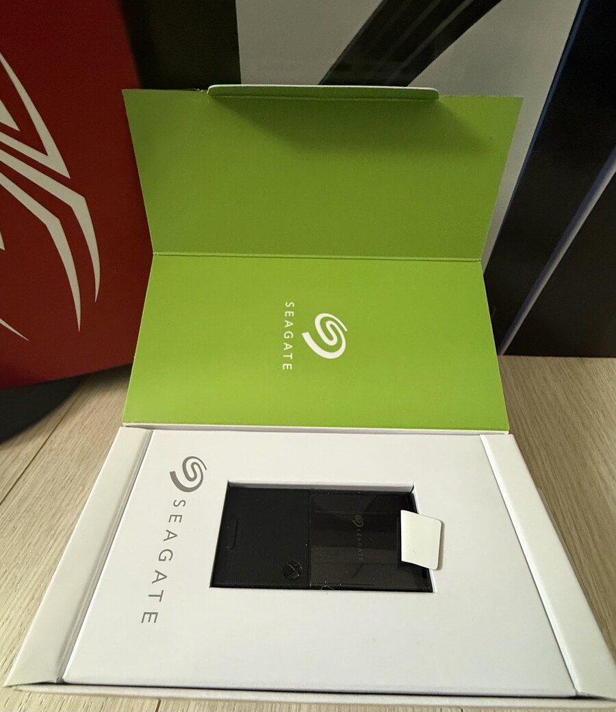 엑시스 엑시엑 ssd카드 4TB_10.jpg