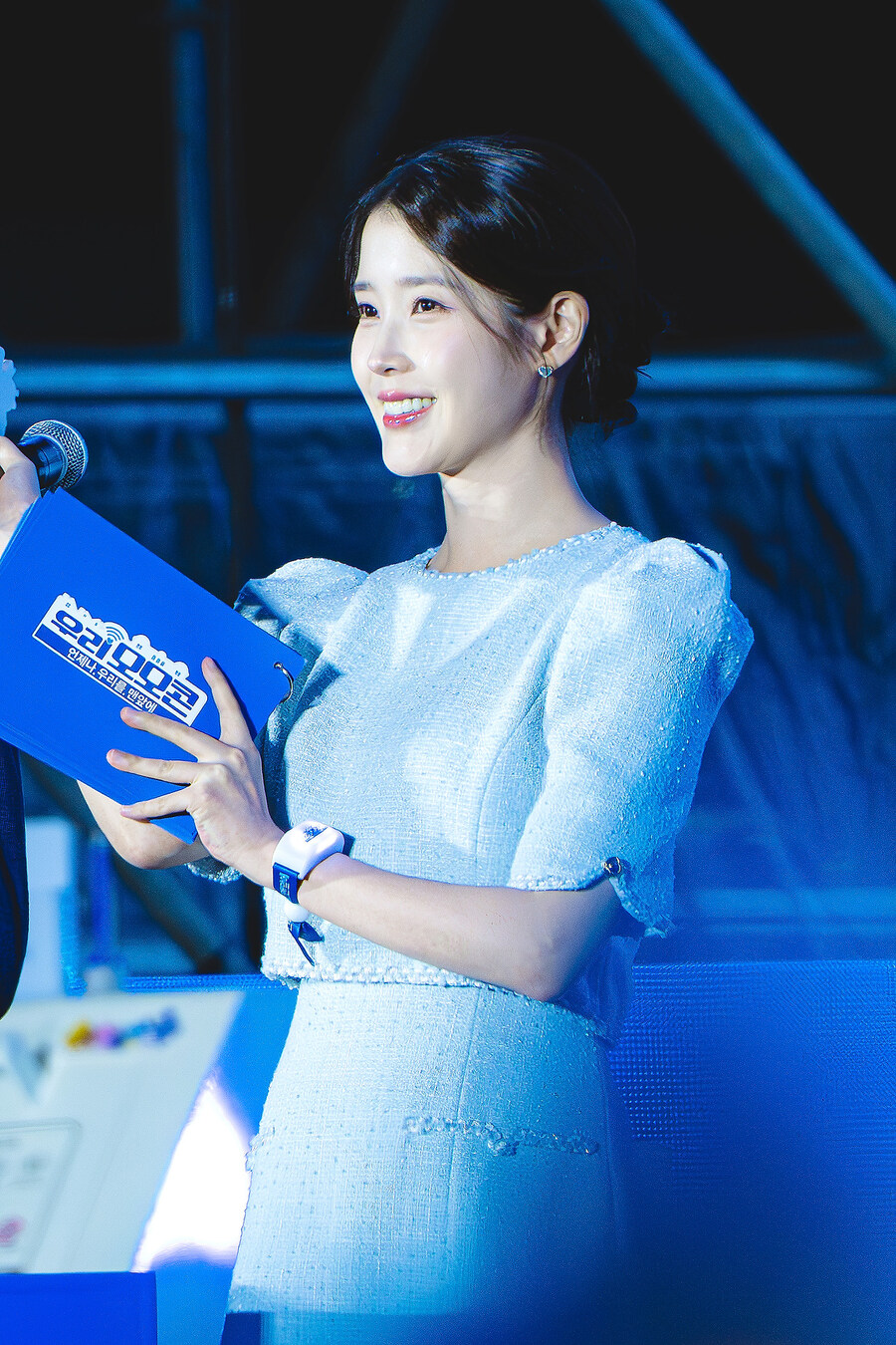 20250921 우리금융그룹 모모콘서트 10pics_6.jpg