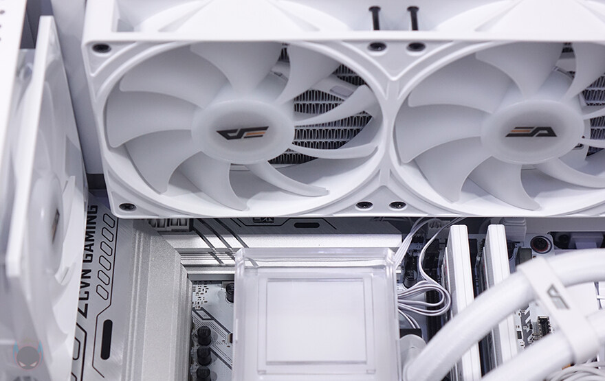 일체형 풀-커브드 강화유리 버전까지 출시! 다크플래쉬 DS900G_47.jpg