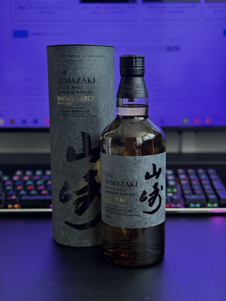 야마자키 18년 미즈나라 캐스크 (Yamazaki 18 Year Old Mizunara Cask)