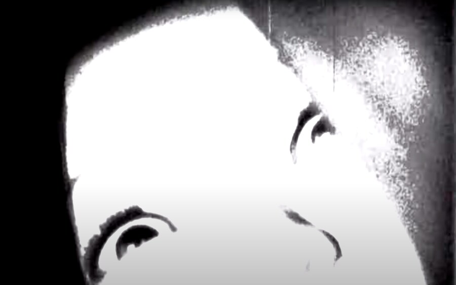 프로모션 영상 원작과 비교 스샷_22.png