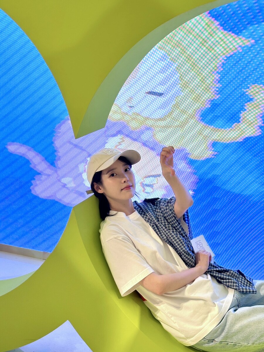 [IU] 25.09.20 POP-UP STORE [Found at Eight]_1.jpg