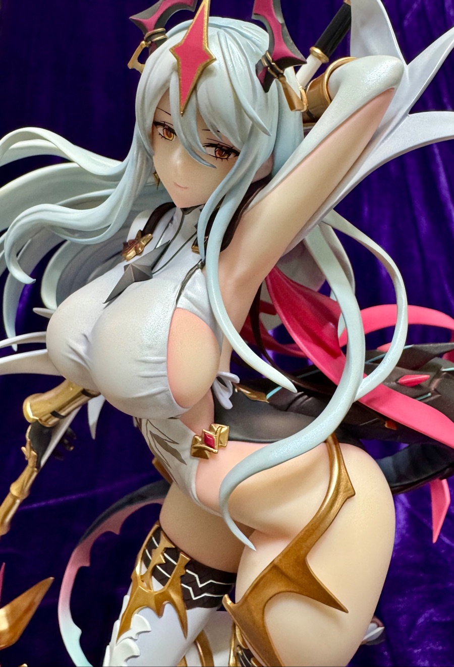 에픽세븐 신월의 루나_6.jpeg