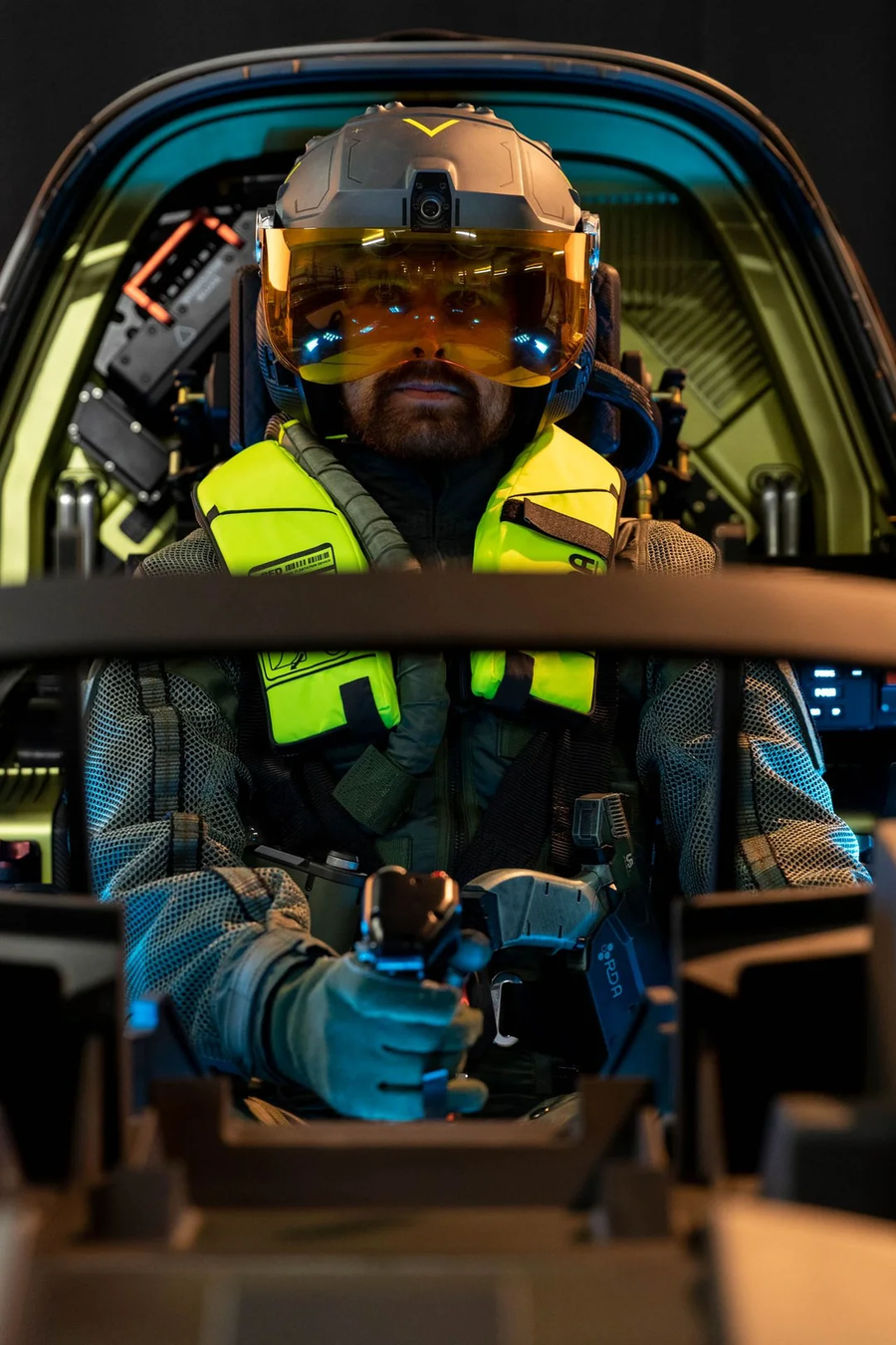 SF) 영화 아바타 세계관의 전투기 파일럿 슈트_2.webp