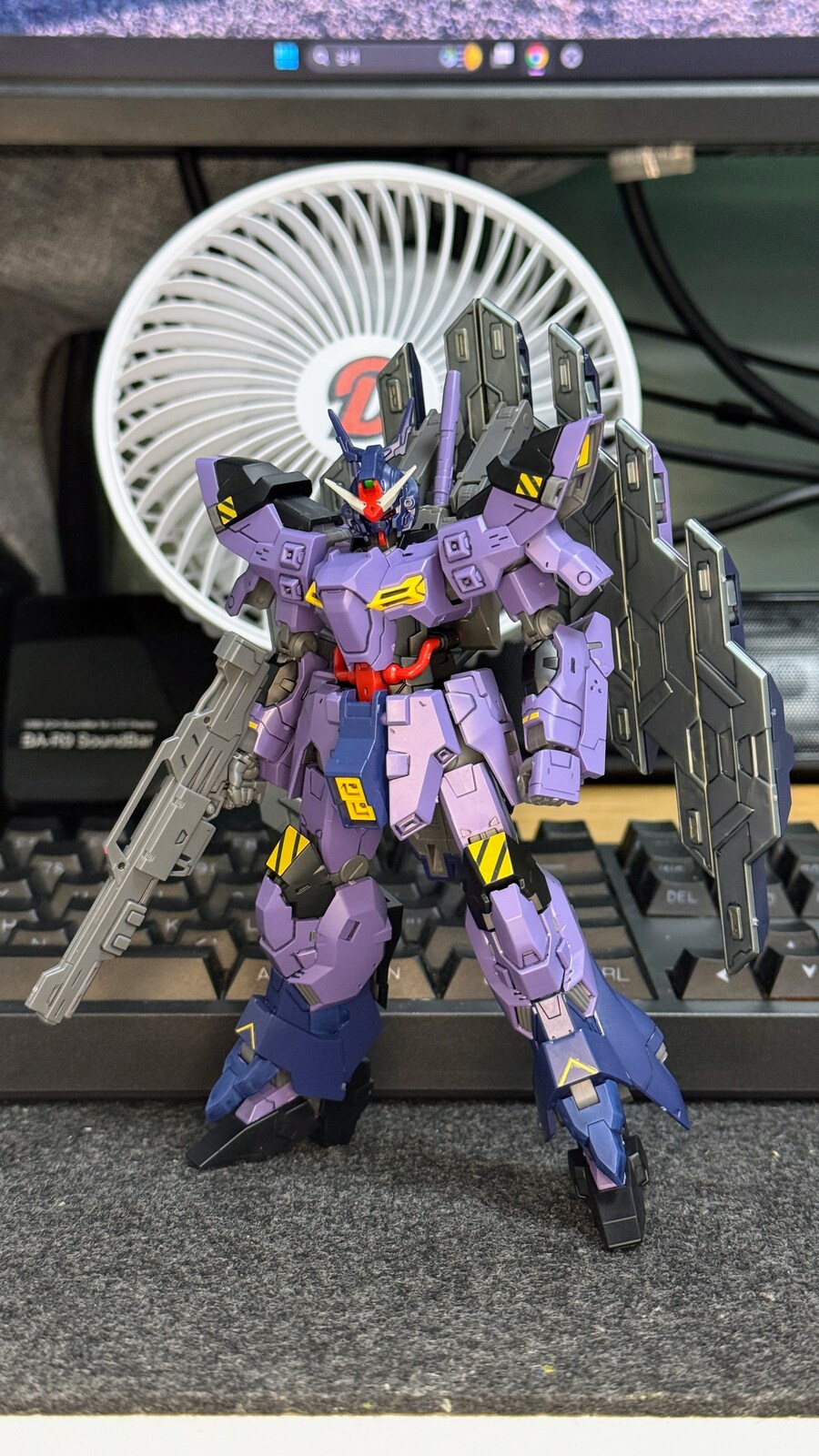 HGUC 발길 (건담 헤드 & 사이코 플레이트)_1.jpg