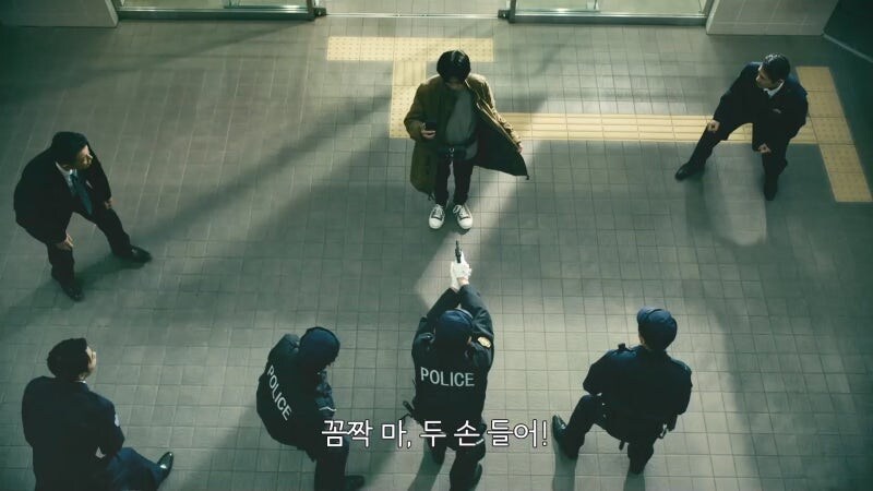 "요즘 테러범이라고 지뢀떠는 놈들때문에 골치란 말이다."_16.jpg