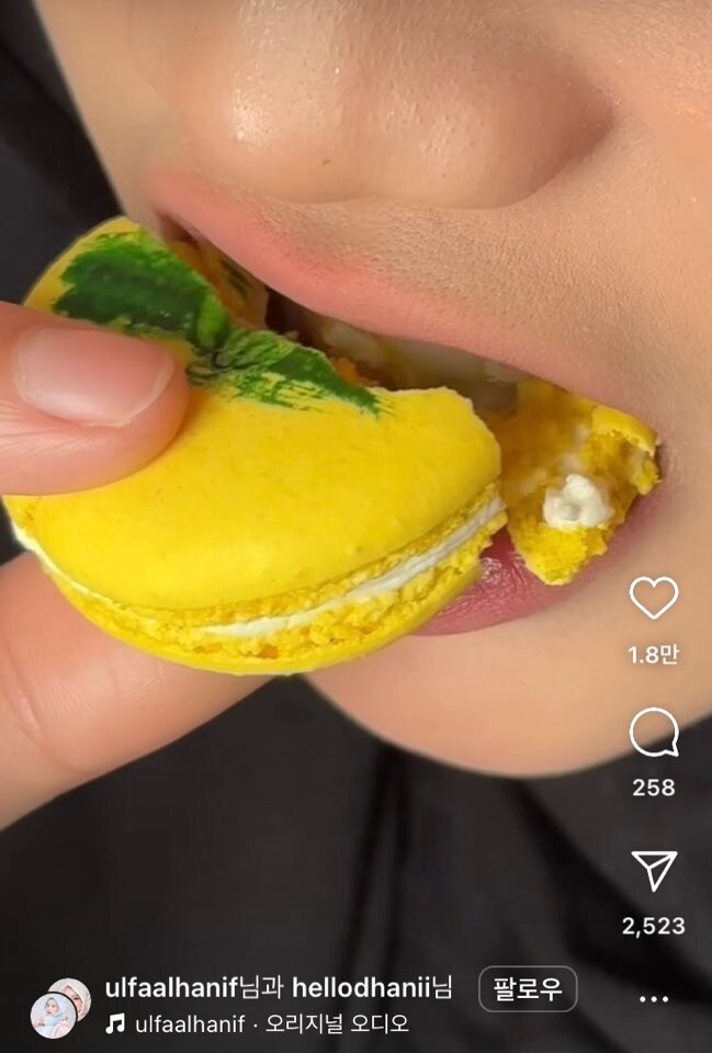 ??? : 김구 선생님.. 저희가 또 이상한걸 수출해버린것 같아요.._2.jpg