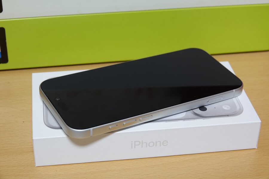 iPhone 17 Pro Max 실버_8.png