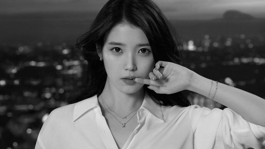 제이에스티나, ETER with IU 모니터용 배경화면_3.jpg