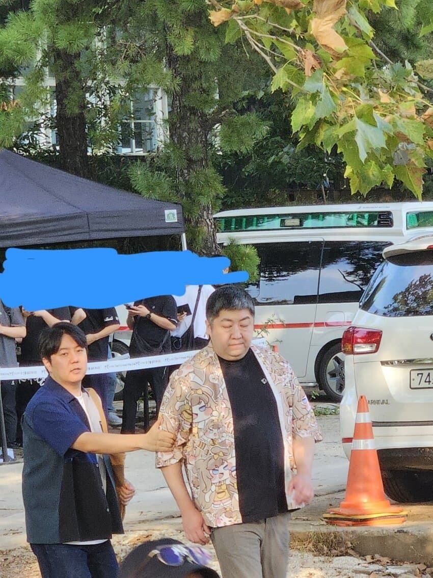 트릭컬) "블루아카에 볼 당기기 연출 나왔을때 어땠느냐"_2.jpg