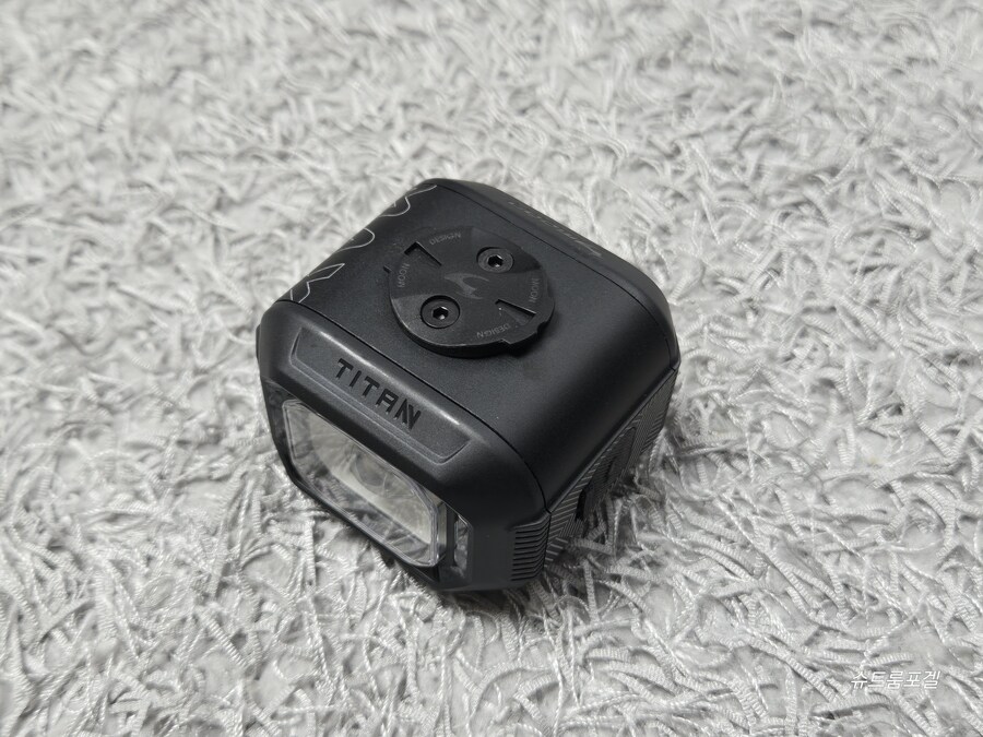 쓸만한 전조등 하나 구했어요_7.jpg