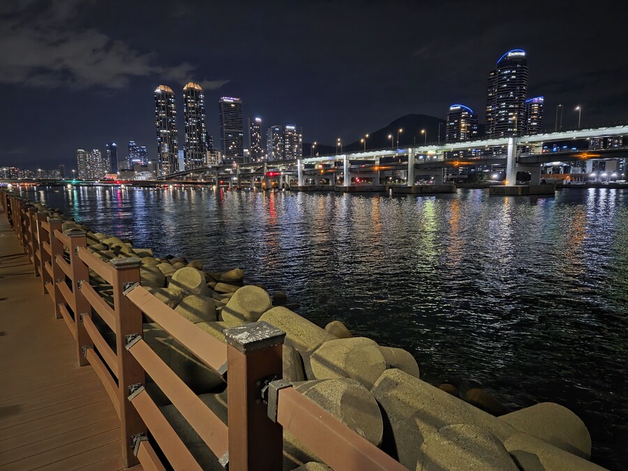 부산) 이 도시는 3번째방문하지만 참 매력적임_1.jpg