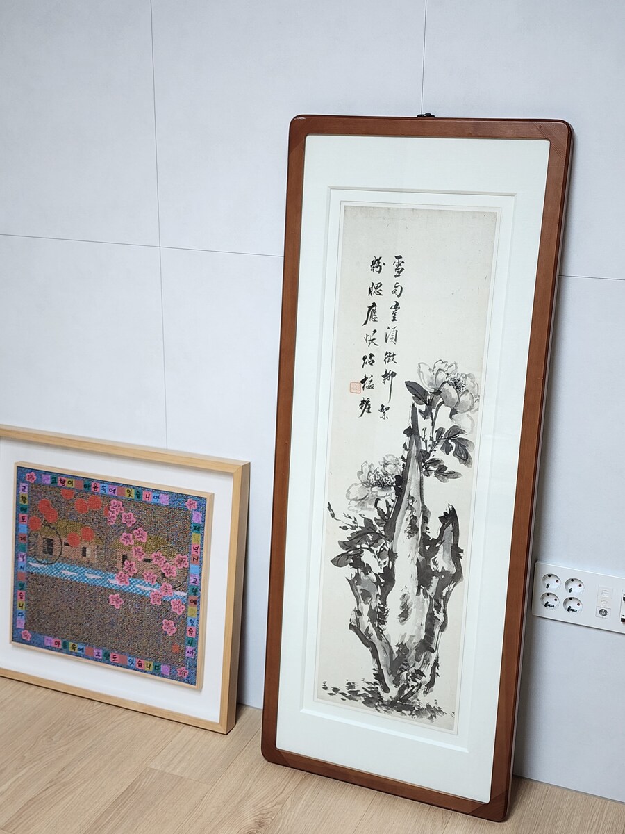 30대 영화 덕후의 방, 집 사진 (영화 제작에 사용된 실제 소품 수집)_13.jpg