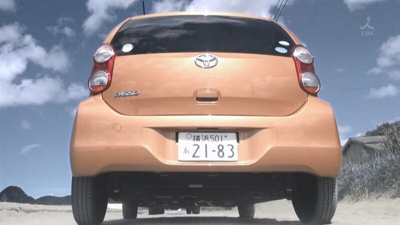 지나가던 유부녀를 습격하는 남자들_4.jpg