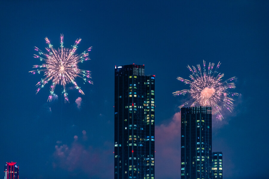 어제 여의도 불꽃 축제 짤 쪄왔당_16.jpg