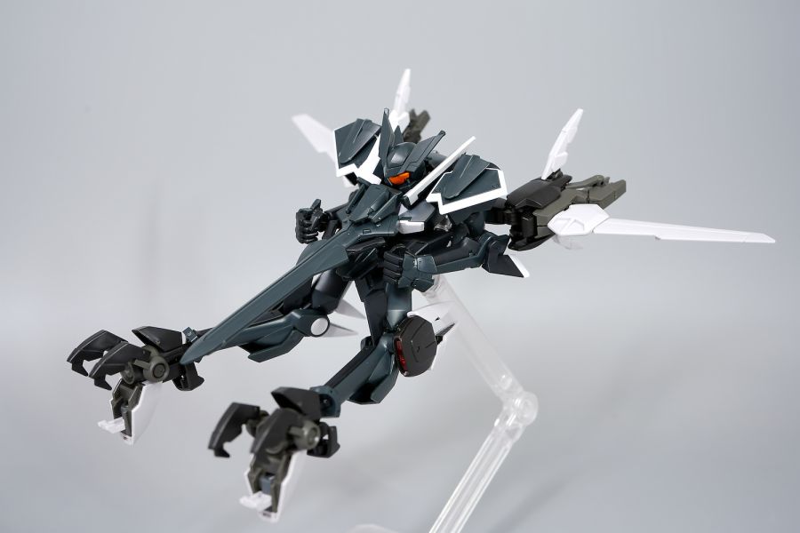 HG 1/144 GN 플래그 조합 사진 3_7.jpg
