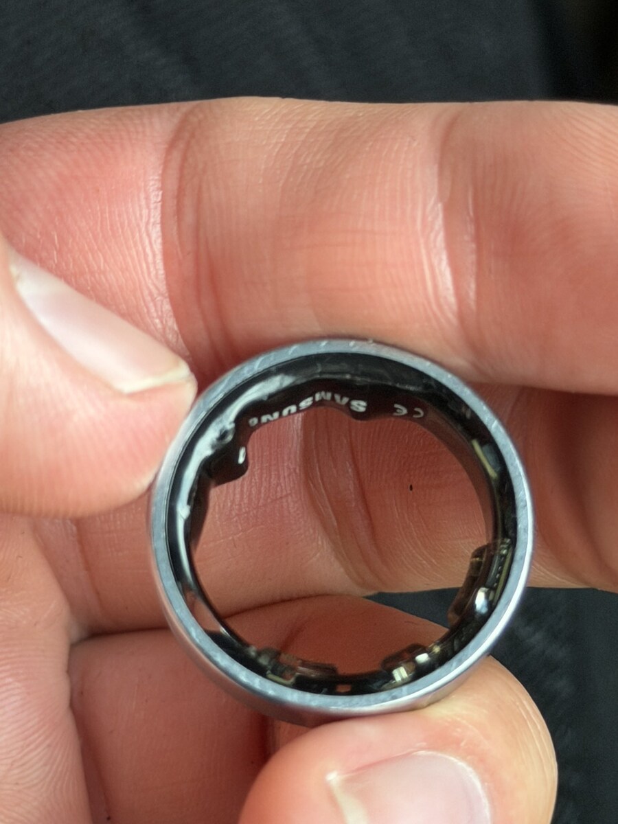 갤럭시 링 배터리 스웰링 사례 발생_5.jpg