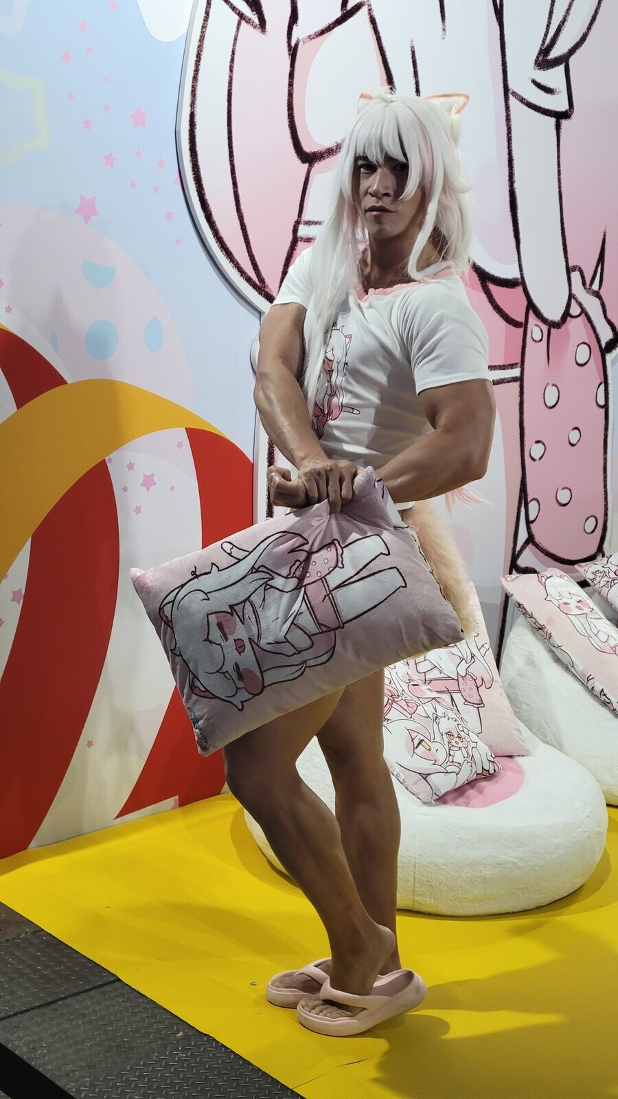 트릭컬) (... 이상하군 왜 저런 코미가 아직도 살아있지?)_2.jpg