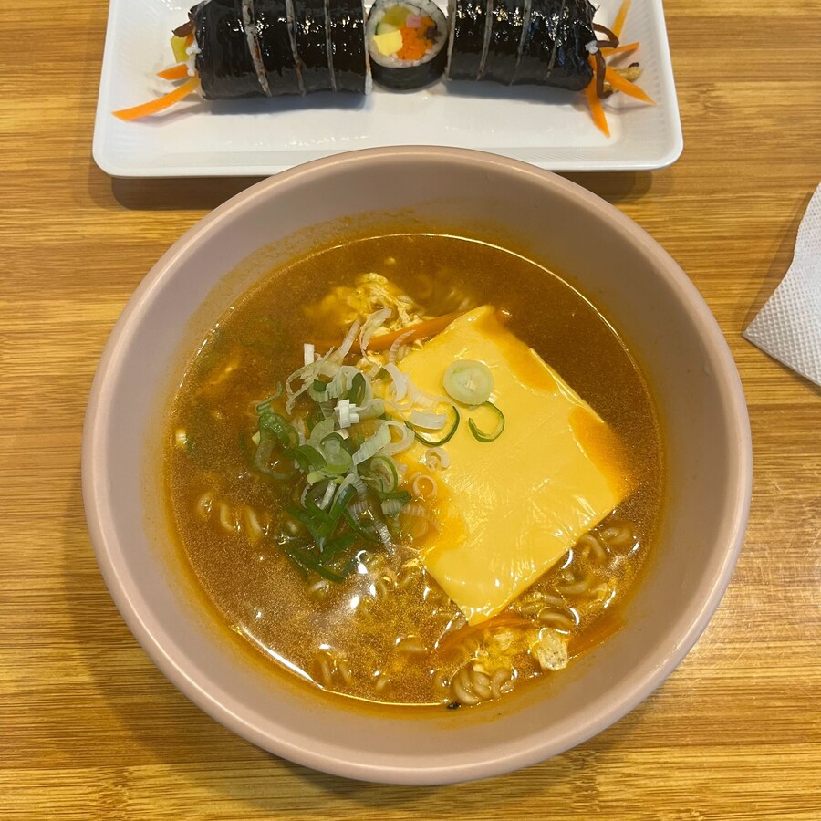 치즈라면 김밥_1.jpg