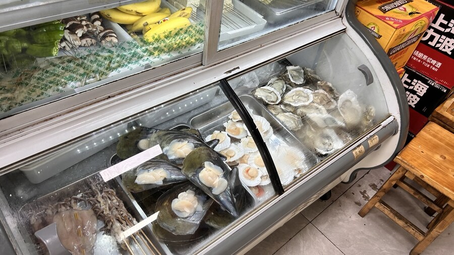 상하이 주택가 한가운데의 쌩로컬 꼬치구이_14.jpg
