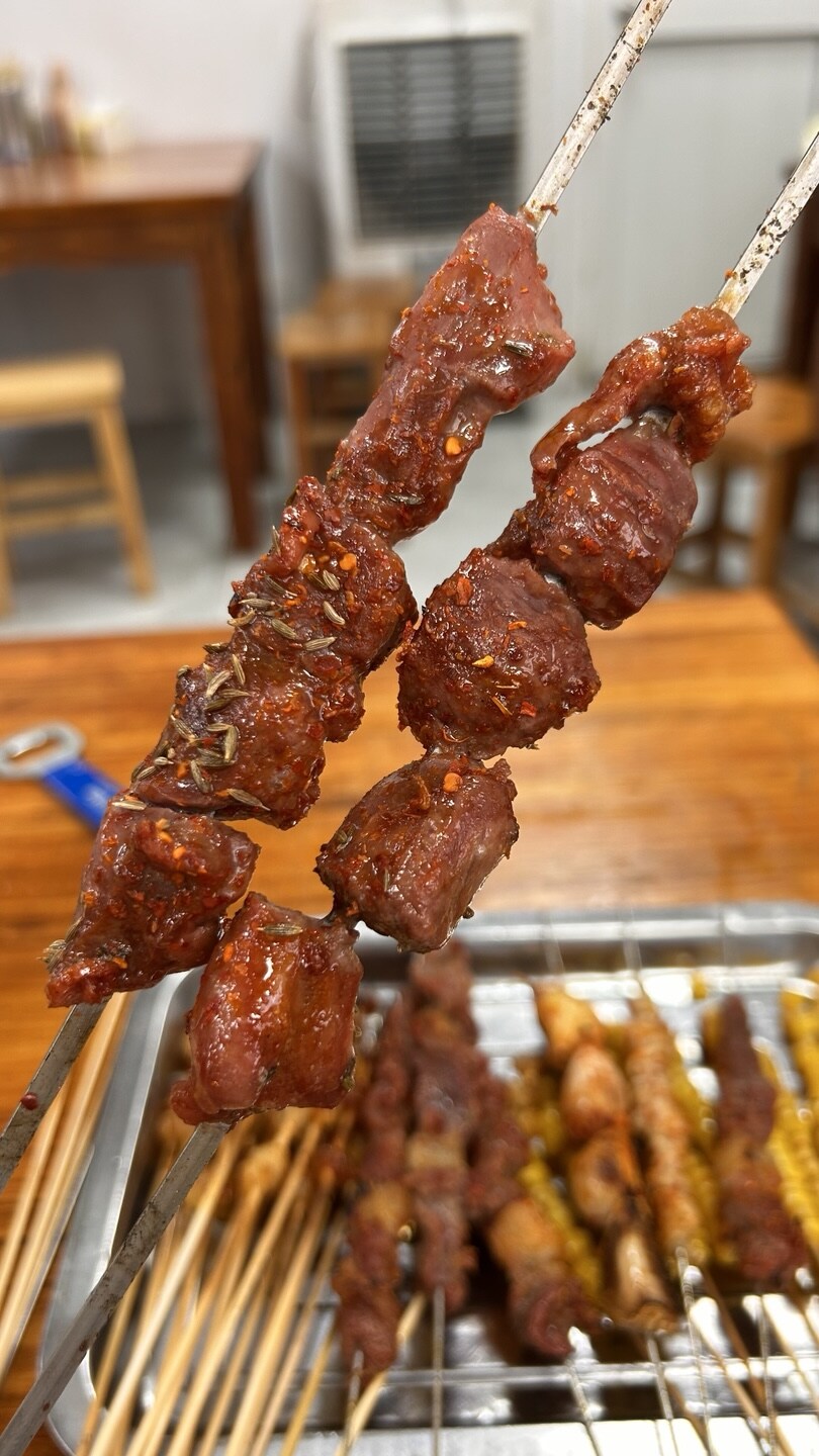 상하이 주택가 한가운데의 쌩로컬 꼬치구이_38.jpg