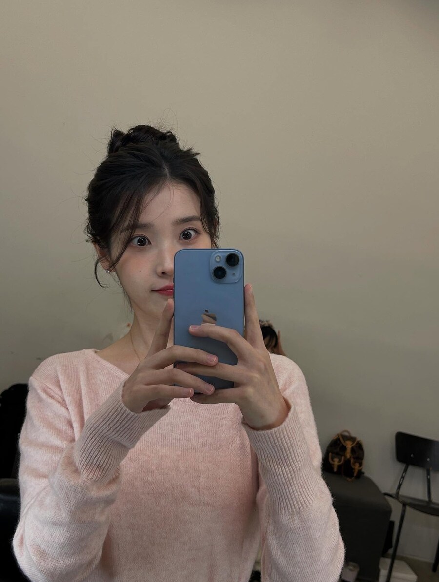 2025.10.01 아이유 인스타그램_13.jpg