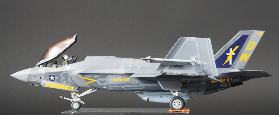 Tamiya 1/72 F-35C 라이트닝II_7.jpg