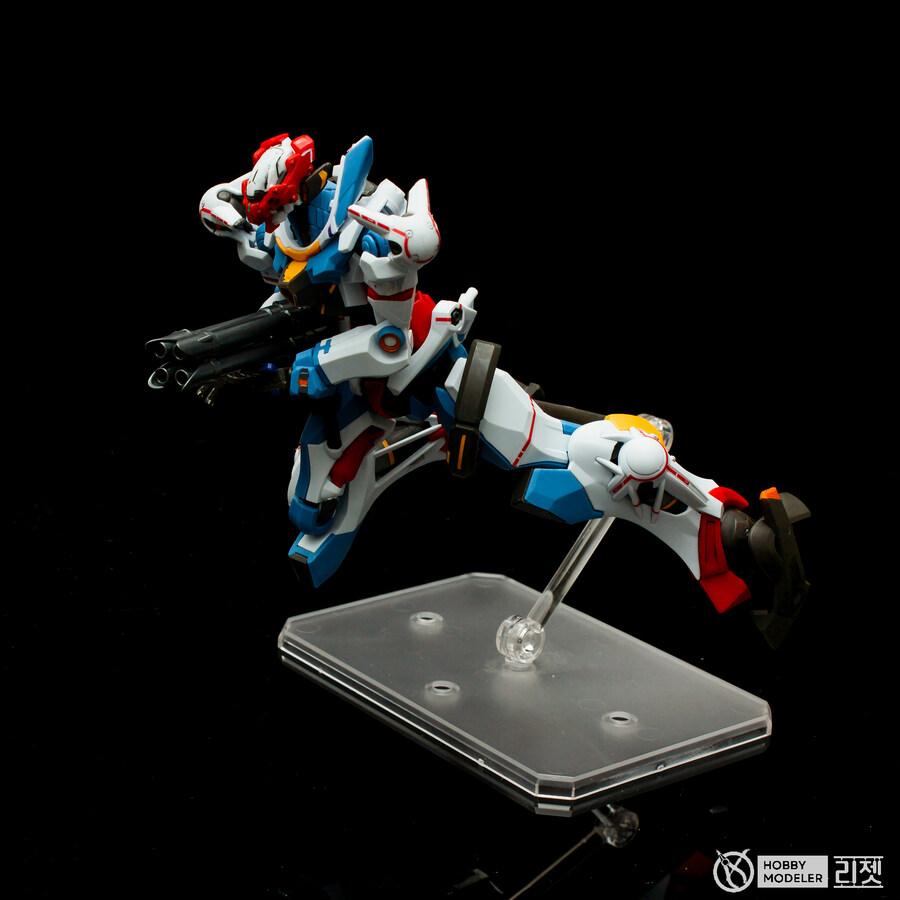 반다이 HG 건담 지쿠악스_10.jpg