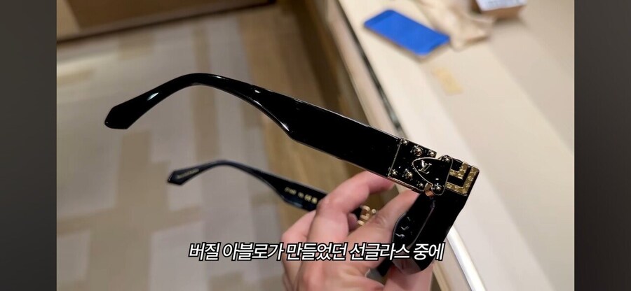 슈퍼카 타는 20살 영앤리치의 하루_44.jpg