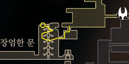 장엄한 문에 있는 실타래 조각 위치_1.png