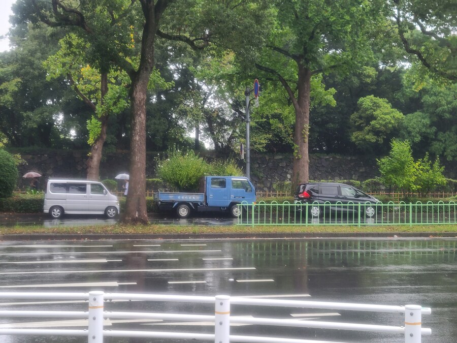 [잘못된 정보]???: 니혼진들은 민도가 높아 누구도 도로에 주차 안한다!!_3.jpg