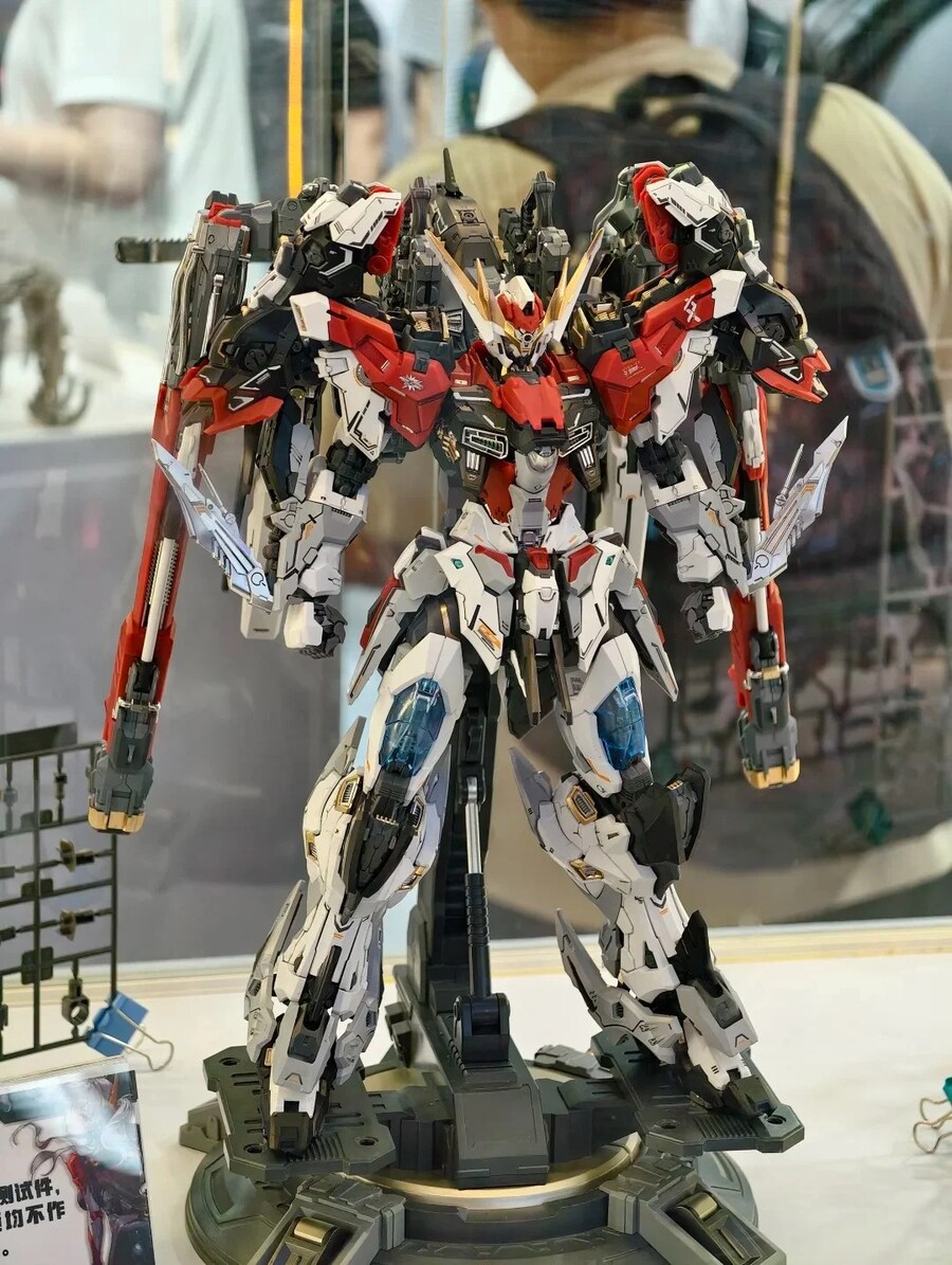 [애니메스터 x 인피니티디멘션] 1/72 스카이 블레이즈 원페 사진_2.jpg