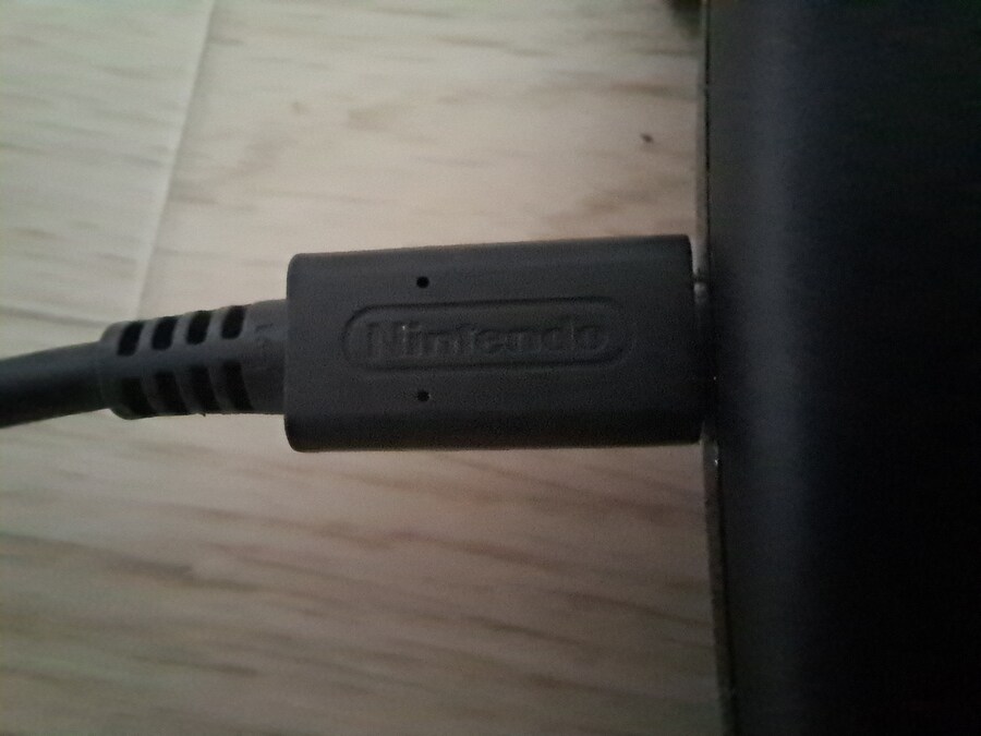 충전할 때마다 드는 묘한 죄책감_2.jpg