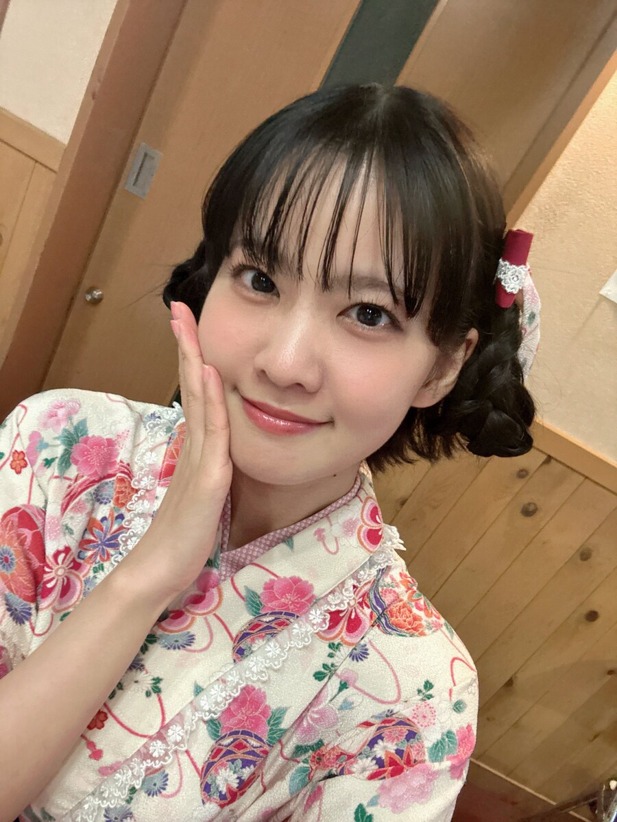 성우) 아침에 보는 랜덤 성우 사진들_1.png