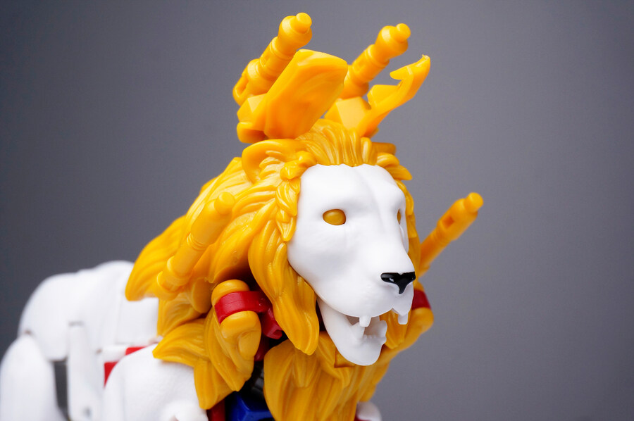 트랜스포머 40주년 셀렉션 라이오 콘보이_12.jpg