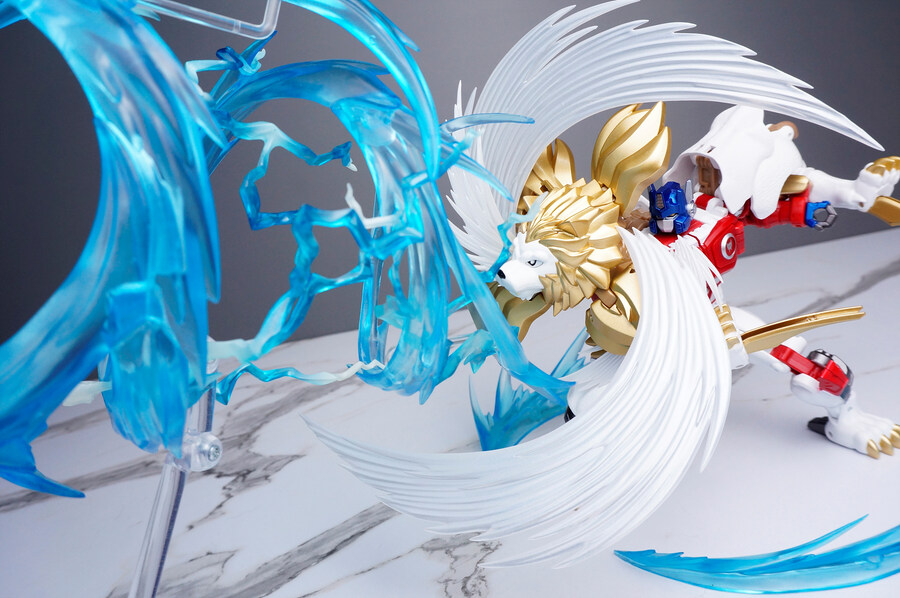 트랜스포머 40주년 셀렉션 라이오 콘보이_27.jpg