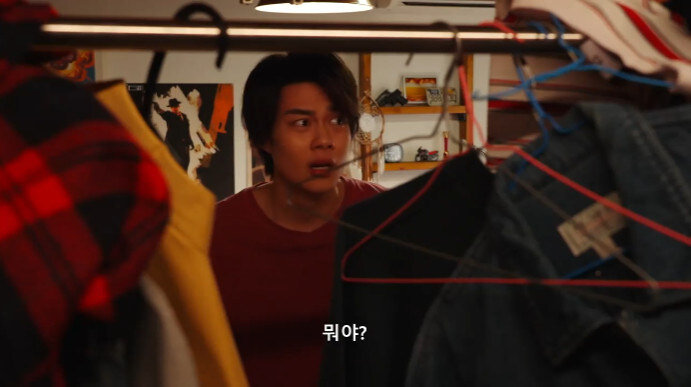 요즘 가면라이더 초반 조력자 근황_6.jpg