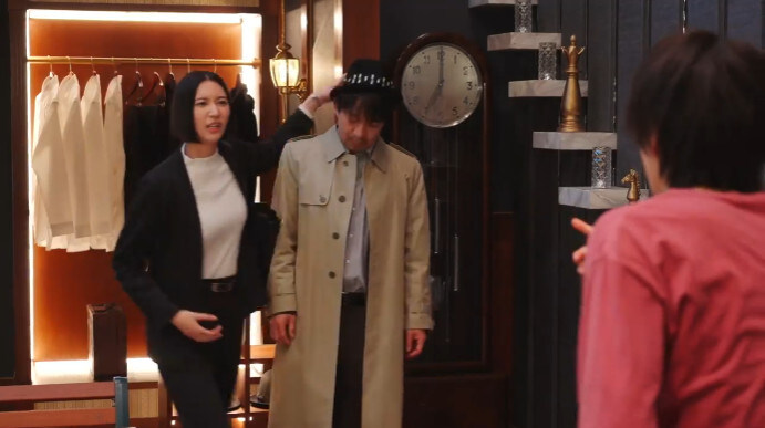 요즘 가면라이더 초반 조력자 근황_10.jpg