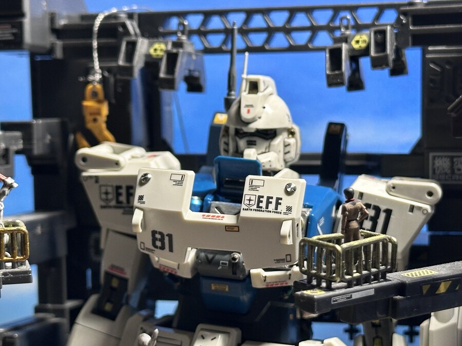 [MG] 건담MS 08소대 EZ-8에 led를_3.jpg