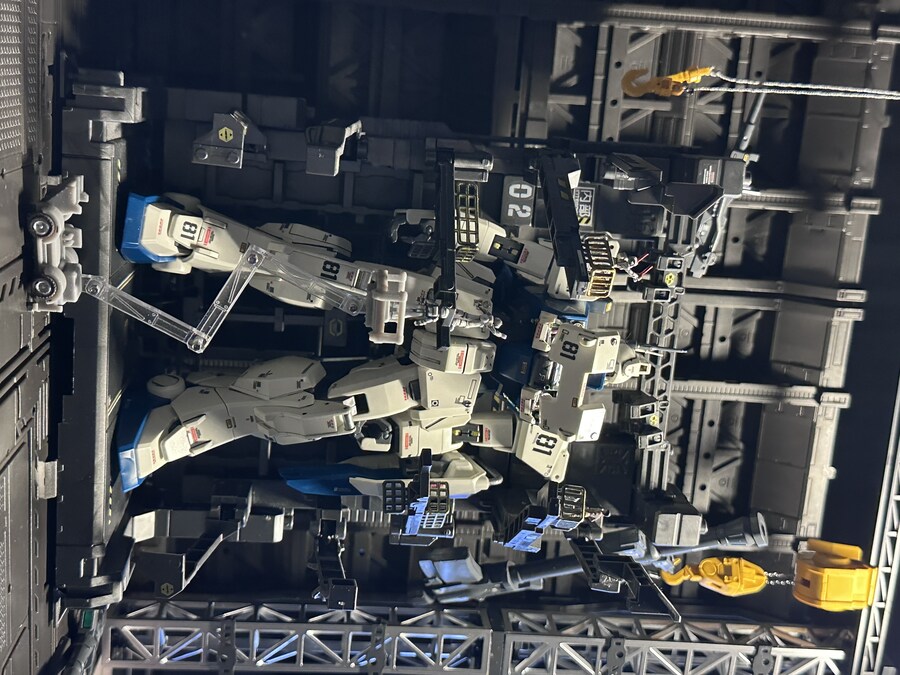 [MG] 건담MS 08소대 EZ-8에 led를_5.jpg