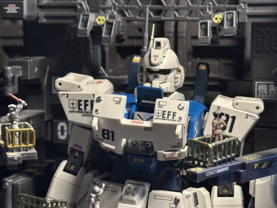 [MG] 건담MS 08소대 EZ-8에 led를_8.jpg