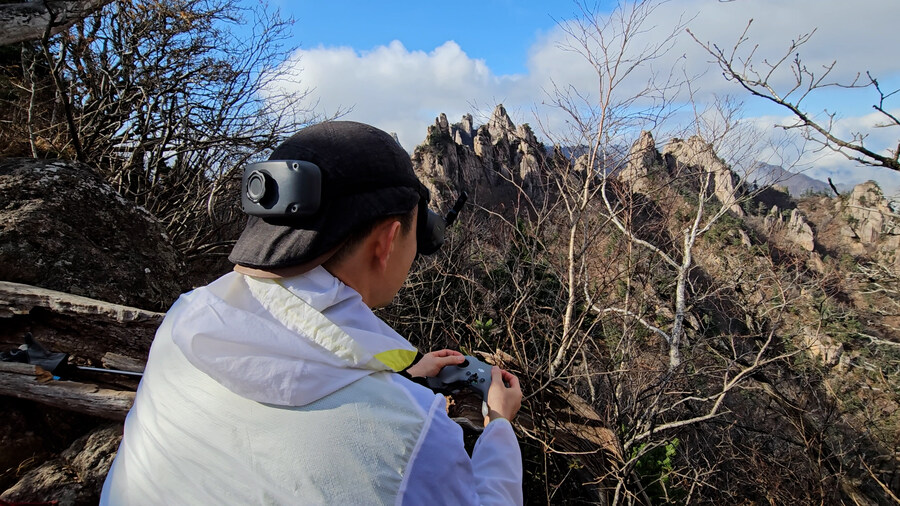 공룡능선 절벽에서 뛰어내리면서 촬영을 해봤습니다 9:50 운해영상을 즐겨보세요!_14.jpg