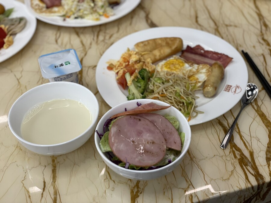 칭다오 여행 중 먹방_14.jpg