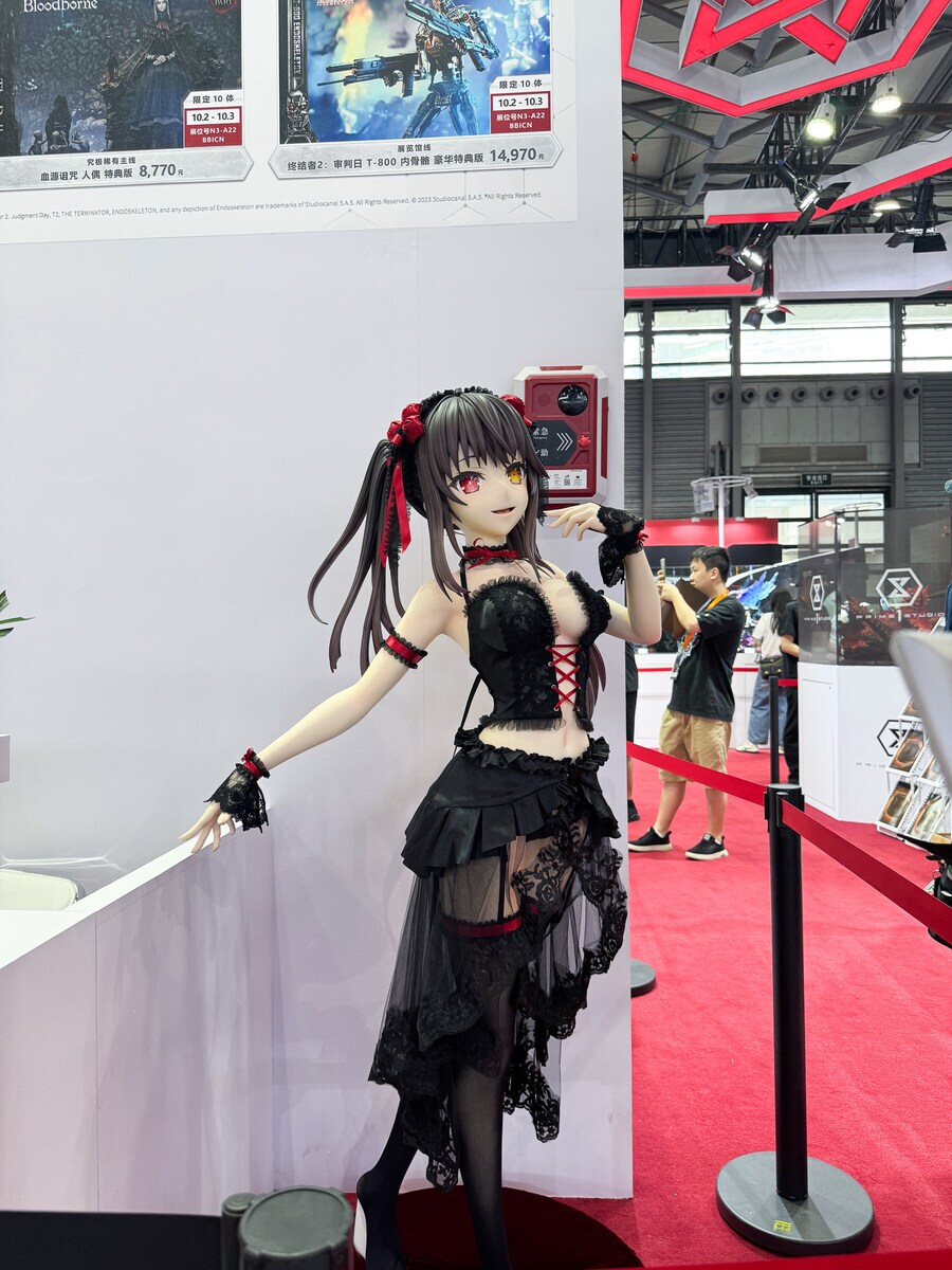 [프리즈마윙] 데이트 어 라이브 토키사키 쿠루미 1/1 피규어 전시 이미지_2.png