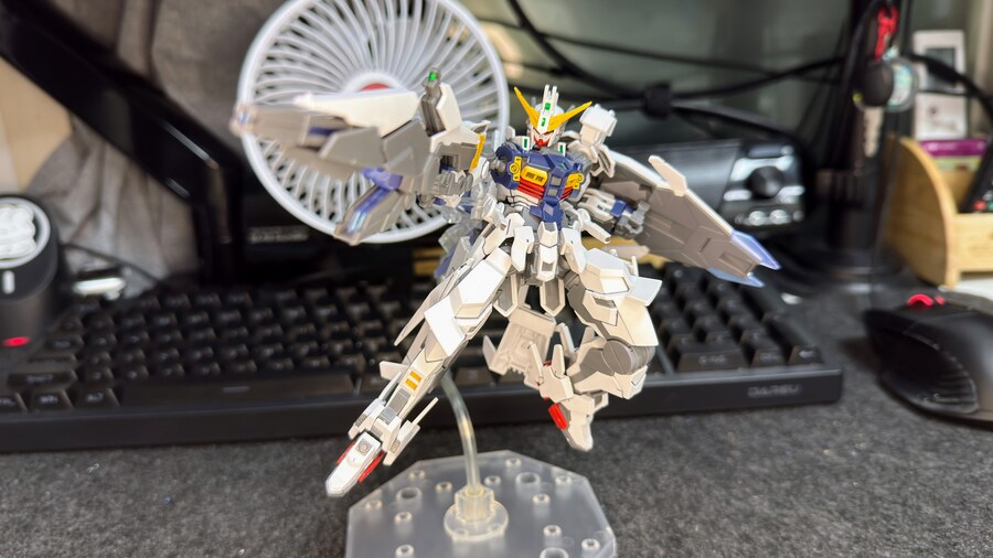 HG 건담 지리우스_4.jpg