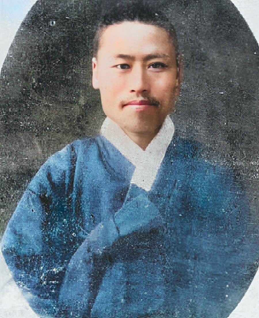한글날)주시경, 조선어학회 컬러복원_1.png