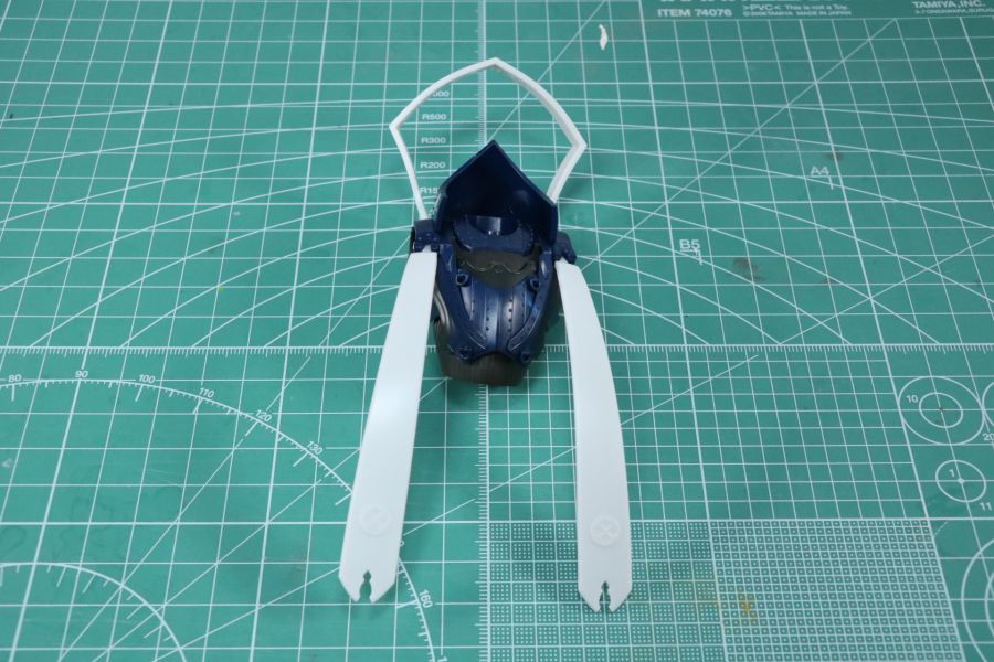 [굿 스마일] MODEROID 산죠 고로 뉴도 마사무네 조립 과정 사진_28.jpg