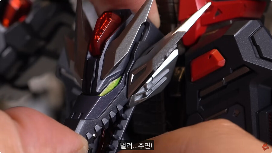 설정에도 없던 단쿠가 최종합체 근황_4.jpg