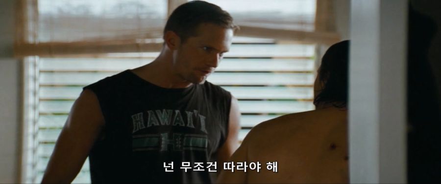영화속 정신못차리는 동생을 해군에 강제로 입대시키는 형_11.jpg